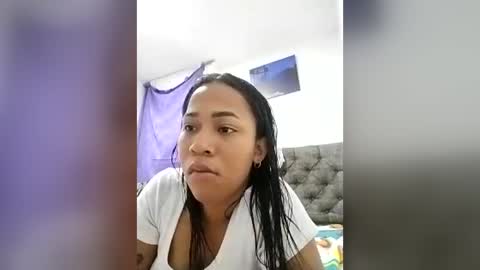 Snapshot of iiamsun chatting on 06-15-26, 02:47 iiamsun online show from 06-15-26, 02:47