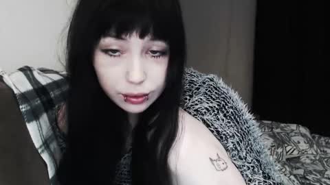 iiiiiiis online show from 01-16-26, 12:47