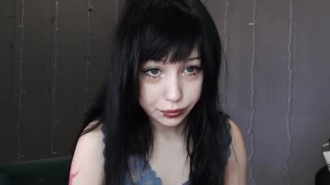 iiiiiiis online show from 03-13-26, 10:55