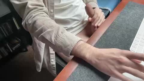 Snapshot of ijsthee chatting on 01-25-25, 09:47 icet online show from 01-25-25, 09:47