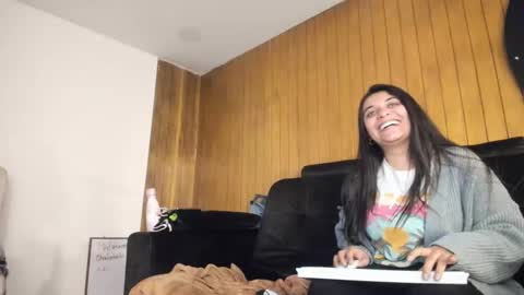 Snapshot of iko_deli chatting on 03-10-25, 12:40 valentina online show from 03-10-25, 12:40