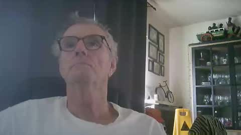 ikwiljeneuken123 online show from 01-08-26, 10:17