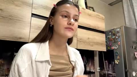 Sophie online show from 02-18-26, 01:18