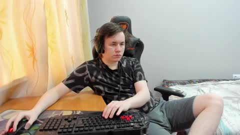 Snapshot of iliaskrislove chatting on 04-18-26, 03:10 iliaskris online show from 04-18-26, 03:10