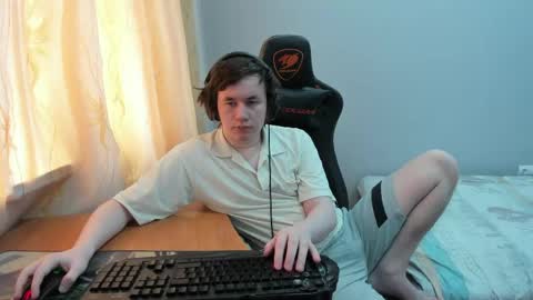 Snapshot of iliaskrislove chatting on 04-19-26, 05:40 iliaskris online show from 04-19-26, 05:40