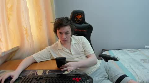 Snapshot of iliaskrislove chatting on 04-21-26, 08:09 iliaskris online show from 04-21-26, 08:09