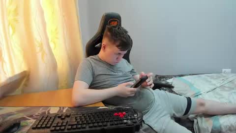 Snapshot of iliaskrislove chatting on 04-24-26, 11:01 iliaskris online show from 04-24-26, 11:01