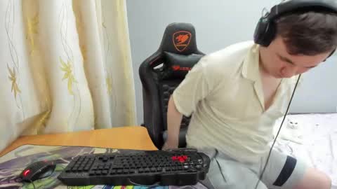 Snapshot of iliaskrislove chatting on 05-11-26, 04:04 iliaskris online show from 05-11-26, 04:04