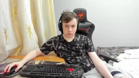 Snapshot of iliaskrislove chatting on 05-13-26, 06:38 iliaskris online show from 05-13-26, 06:38