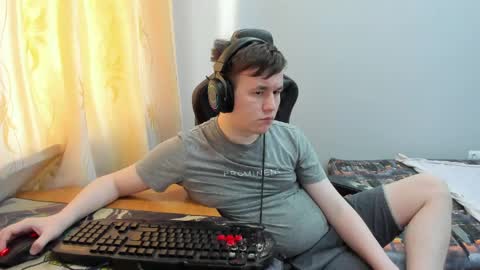 Snapshot of iliaskrislove chatting on 05-15-26, 10:50 iliaskris online show from 05-15-26, 10:50