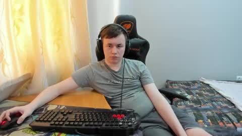 Snapshot of iliaskrislove chatting on 05-16-26, 12:29 iliaskris online show from 05-16-26, 12:29