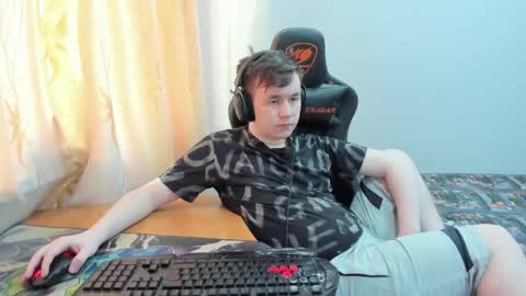 Snapshot of iliaskrislove chatting on 05-18-26, 01:24 iliaskris online show from 05-18-26, 01:24