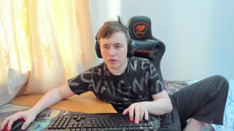 Snapshot of iliaskrislove chatting on 05-25-26, 02:28 iliaskris online show from 05-25-26, 02:28