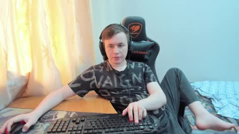 Snapshot of iliaskrislove chatting on 05-27-26, 01:57 iliaskris online show from 05-27-26, 01:57