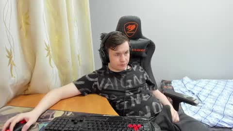 Snapshot of iliaskrislove chatting on 05-28-26, 07:00 iliaskris online show from 05-28-26, 07:00