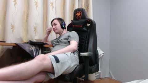 Snapshot of iliaskrisloveee chatting on 06-20-26, 11:29 lord online show from 06-20-26, 11:29
