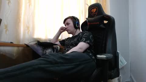 Snapshot of iliaskrisloveee chatting on 07-05-26, 12:01 lord online show from 07-05-26, 12:01