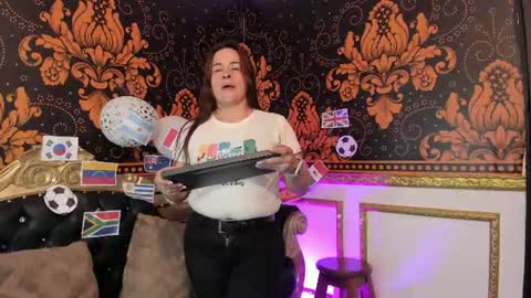 Snapshot of iliy_pervertedx chatting on 06-16-26, 11:24 LILY online show from 06-16-26, 11:24