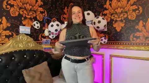 Snapshot of iliy_pervertedx chatting on 07-06-26, 11:29 LILY online show from 07-06-26, 11:29
