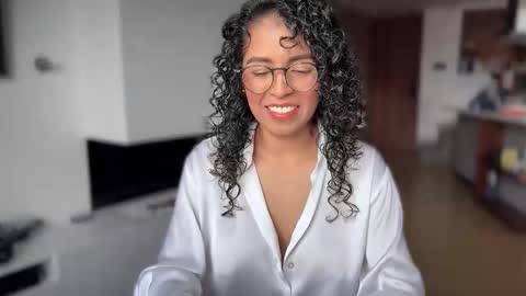 Kloe online show from 01-13-26, 07:41