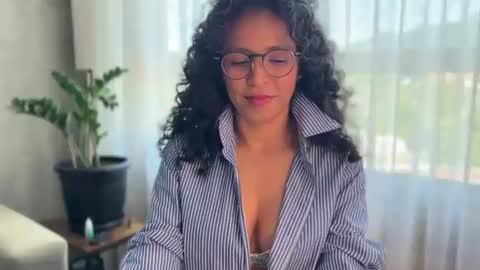 Kloe online show from 06-23-26, 06:39