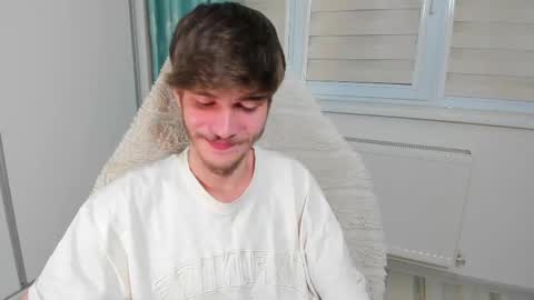 Snapshot of illusions888 chatting on 03-01-25, 04:22 D-Illusion online show from 03-01-25, 04:22