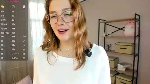 Ilona online show from 07-12-26, 06:59