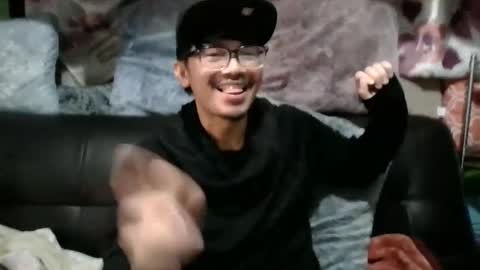 Snapshot of ilovebunny69 chatting on 09-23-25, 05:43 ilovebunny69 online show from 09-23-25, 05:43