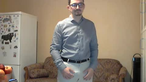Snapshot of ilovecuteguy79 chatting on 06-09-26, 04:24 ilovecuteguy79 online show from 06-09-26, 04:24