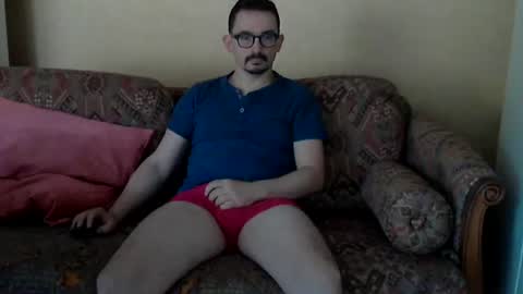 Snapshot of ilovecuteguy79 chatting on 07-01-26, 04:25 ilovecuteguy79 online show from 07-01-26, 04:25