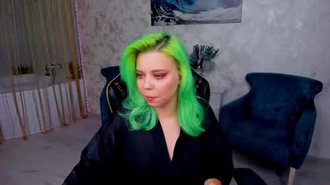 Roxy online show from 09-18-25, 05:59