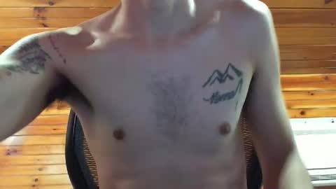 Snapshot of im_a_leo_rawrr chatting on 04-27-26, 04:38 Im a leo rawrr online show from 04-27-26, 04:38