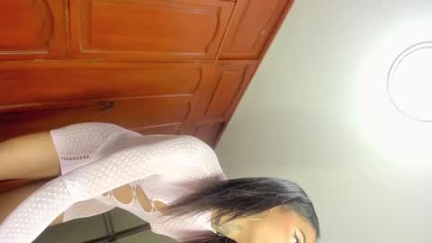 im_brittany_333 online show from 10-18-25, 08:26
