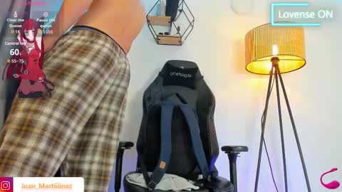 Snapshot of im_juaniito chatting on 10-17-25, 03:10 40 OFF TODAY online show from 10-17-25, 03:10