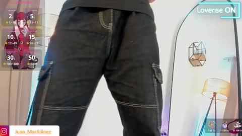 Snapshot of im_juaniito chatting on 11-15-25, 11:32 40 OFF TODAY online show from 11-15-25, 11:32