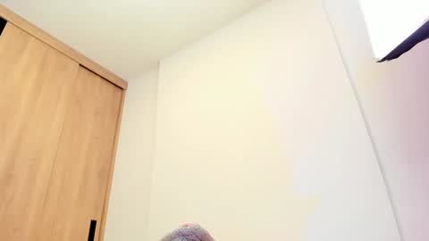 Luna online show from 01-05-25, 04:58