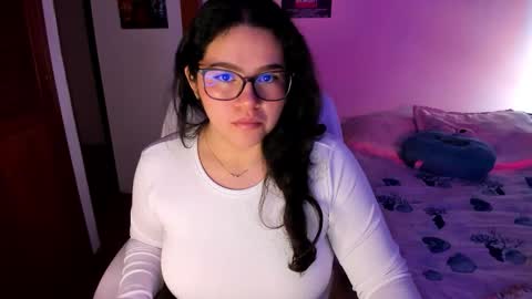 mei mei uwu online show from 12-15-25, 02:43
