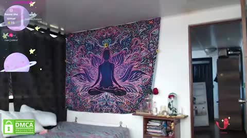 Cutie pie online show from 12-17-25, 04:46