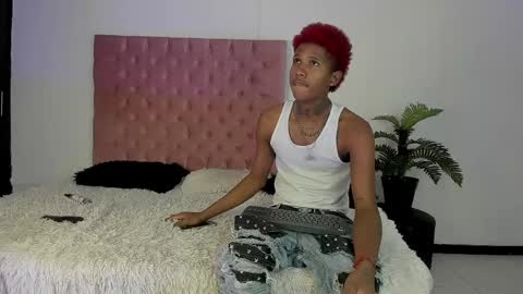 oleider dont forget your thumbs up online show from 04-11-26, 07:18