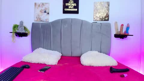 im_riley_ online show from 10-06-25, 07:11