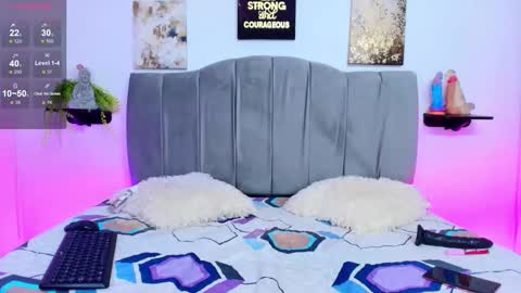 im_riley_ online show from 10-21-25, 07:58