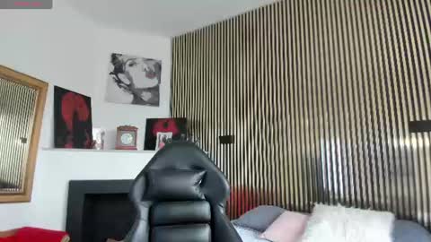 KAREN online show from 07-29-26, 07:34