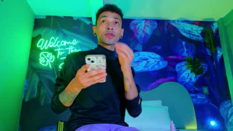 Tavo online show from 01-18-26, 04:38