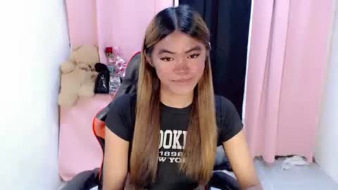 Snapshot of im_yourfairyannaxx chatting on 04-21-26, 01:53 im_yourfairyannaxx online show from 04-21-26, 01:53