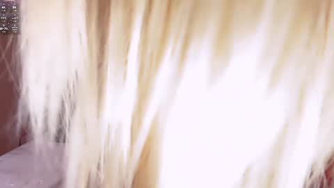 Snapshot of im_yours_01 chatting on 01-01-25, 06:47 daniella online show from 01-01-25, 06:47