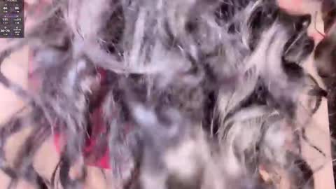 Snapshot of im_yours_01 chatting on 02-13-25, 05:37 daniella online show from 02-13-25, 05:37