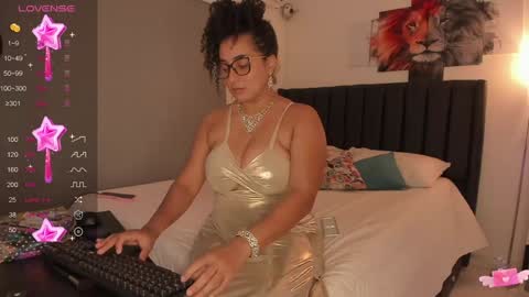 Snapshot of imacwenn_ chatting on 02-07-25, 11:12 Sofia online show from 02-07-25, 11:12
