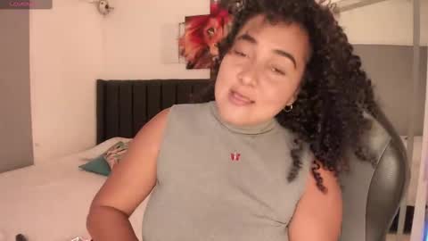 Snapshot of imacwenn_ chatting on 03-08-25, 09:40 Sofia online show from 03-08-25, 09:40