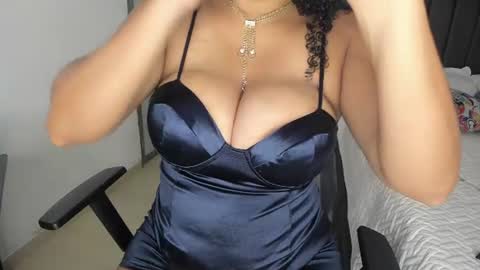 Snapshot of imacwenn_ chatting on 07-23-26, 02:42 Sofia online show from 07-23-26, 02:42