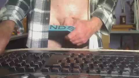 Aussie Guy online show from 01-06-25, 06:47